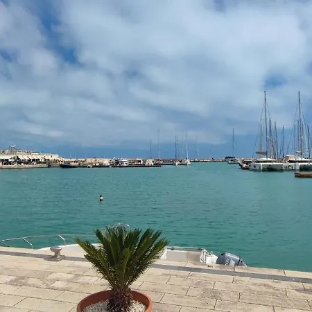 Granelli Di Sabbia * Villaggio Azzurro